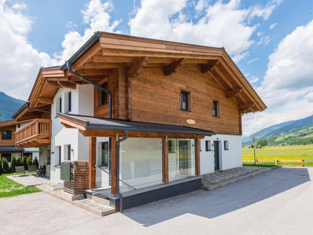 Fantastic Chalet With Sauna Niedernsill Exteriör bild